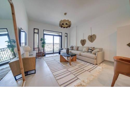 Elegant and Quiet l 1 Bedroom l Next to Burj