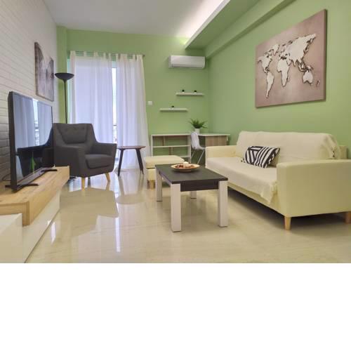 Elegant and Spacious 75m² Apt in Argyroupoli