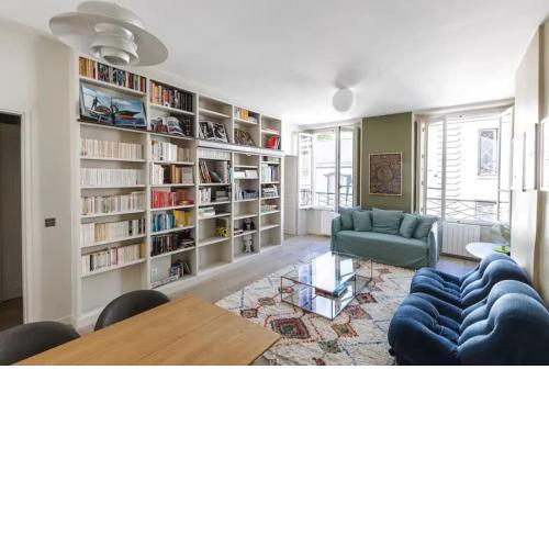 Elegant apartment in the heart of the Marais
