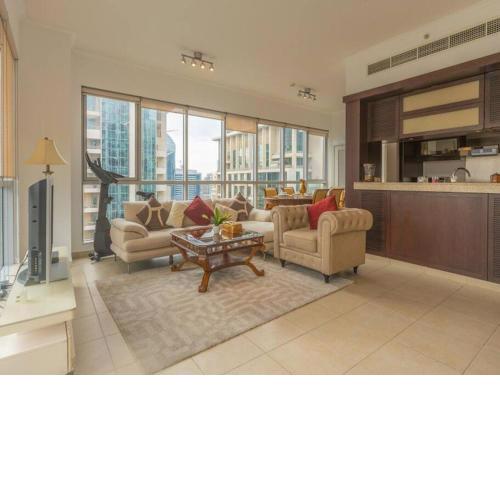 Elegant Apartment Overlooking Dubai Mall Fountain.