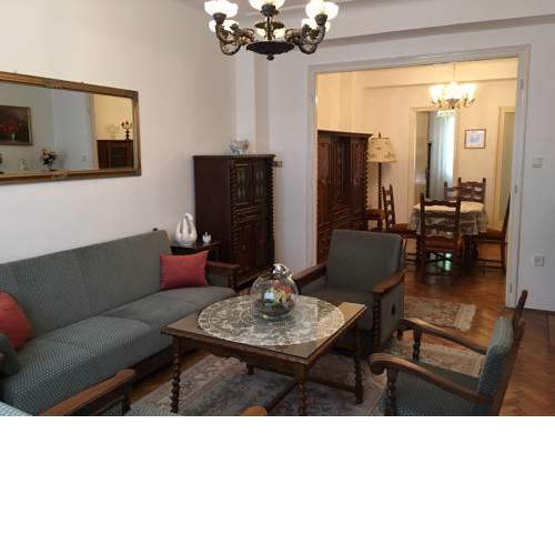 Elegant Apartment