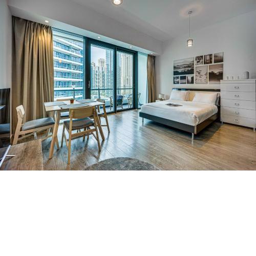 Elegant canal view studio in Dubai Marina