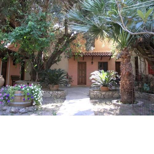 Elegant Holiday Home in Palaiochora near the Beach