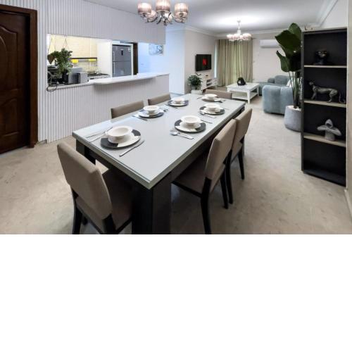 Elegant & Modern 3 BDR Apt Heliopolis