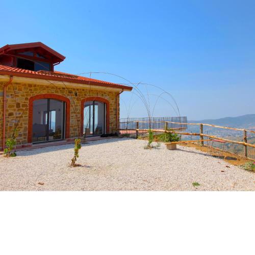 Elegant panoramic villa in Cilento with natural swimming pool