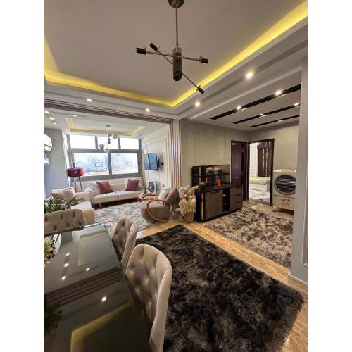 Elegant SeaView Apartment
