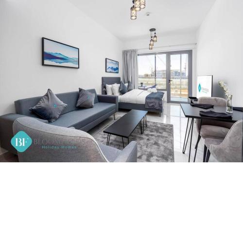 Elegant Studio In Oasis