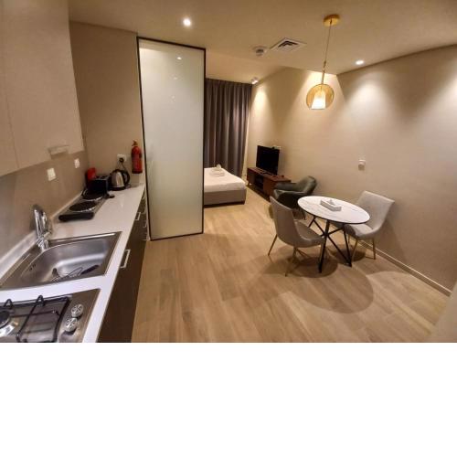 Elegant Studio with balcony Park View Dubai JVC