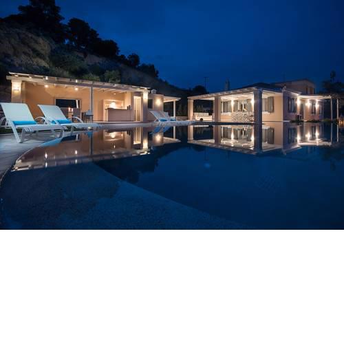 Elegant Villa Apolonas