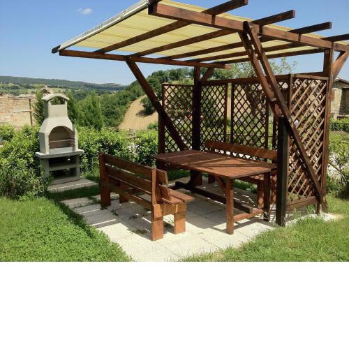 Elegant villa in Marche with private pool and country views