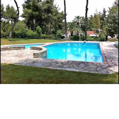 Elegant Villa Marlon with swimming pool