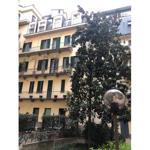 Elegante stanza nel cuore di porta Venezia a Milano