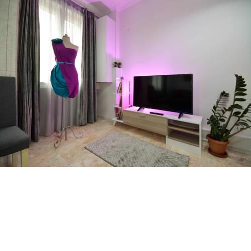 Elen Luxury Apartments - Magenta Apartment