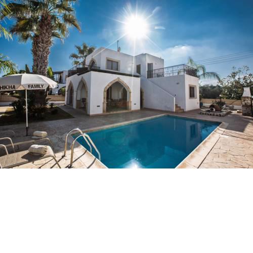 Elena Villa 8