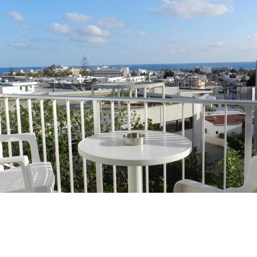 Elenapa Holiday Apartments