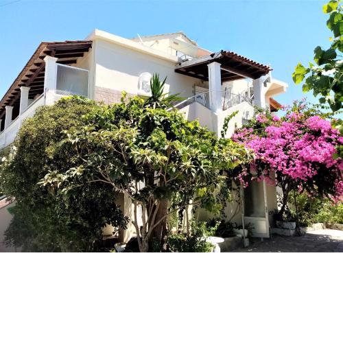 Eleni Apartments Sant George Beach