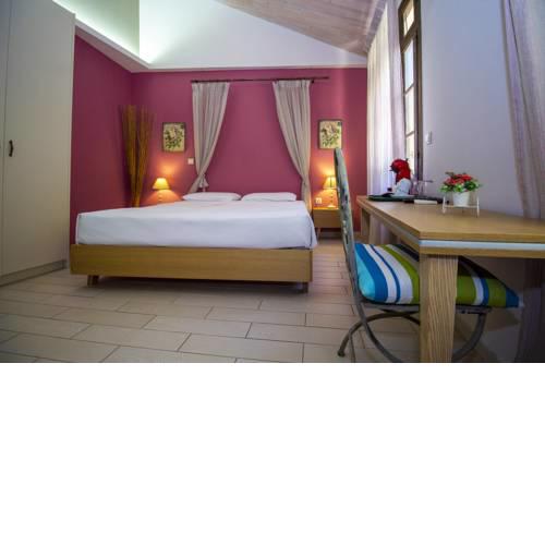 Elia Portou Rooms