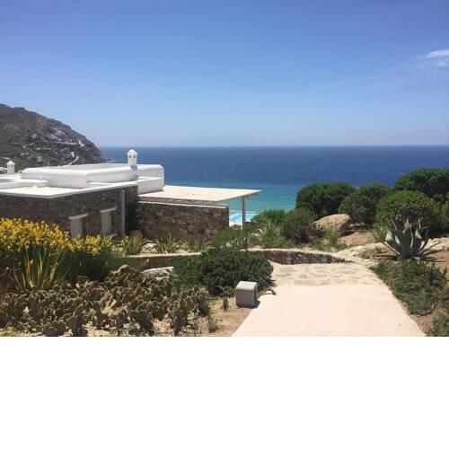 Elia Villa Sleeps 14 with Pool and Air Con