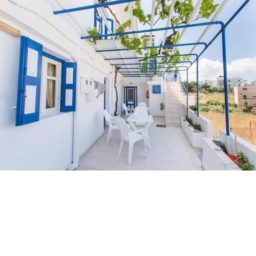 Elias Rooms
