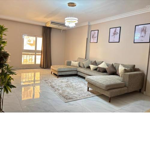 Elite Apartments in Mohandseen - Families only