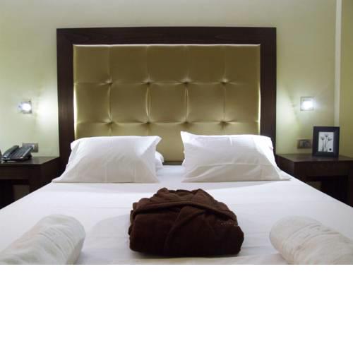Ellinis Hotel