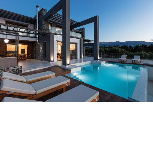 Eloa Luxury Villa
