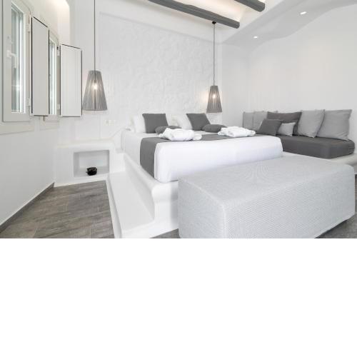 El_Puerto Luxury port suites