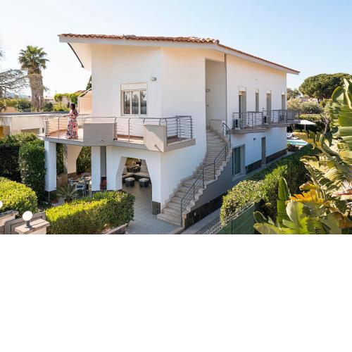 Elsa Beach Apartaments