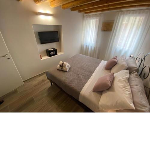 Elva Apartsuite House