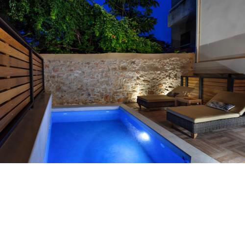 Elvina City House
