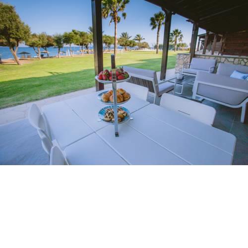 Elya Beach Luxury Suites