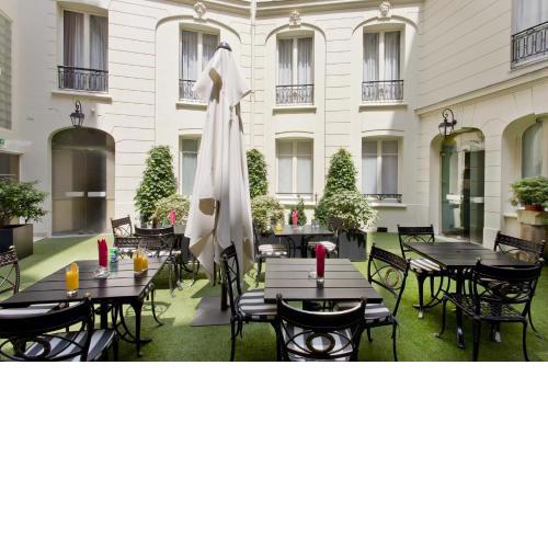 Elysees Apartments