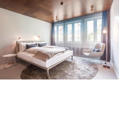 EMA House Hotel Suites