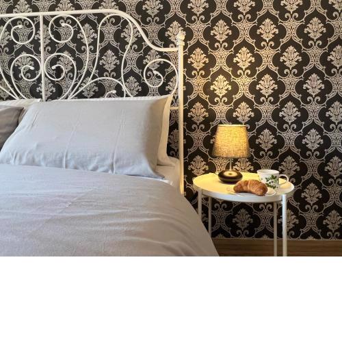 Emanuele Room