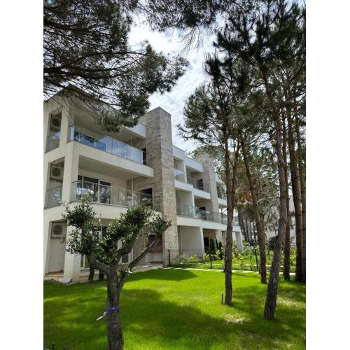 EME APARTMENTS - Kompleksi San Pietro, Gjiri i Lalzit