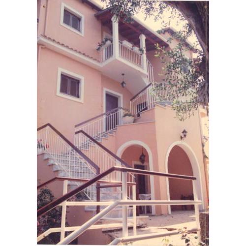 Emely Apartments
