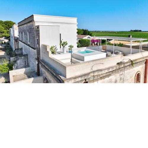 Eméra Wine Resort By Raro Villas