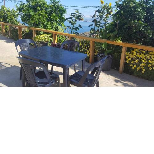 Emiljano Seaview