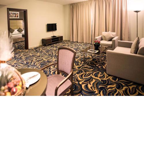Emirates Plaza Hotel
