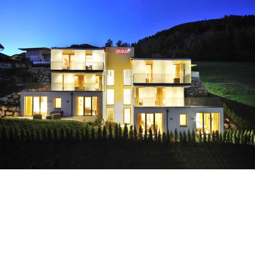Emma Apartments