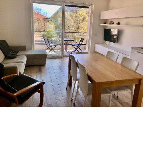 Emma‘s Riva-Dream - sonnige 2-Zimmer-Wohnung mit Garage und Balkon in Riva del Garda