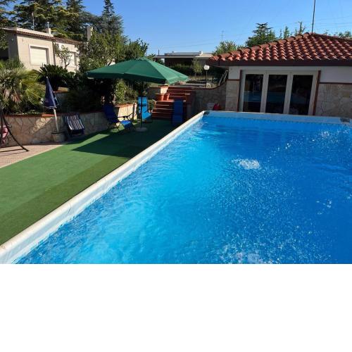 Emyhouse54