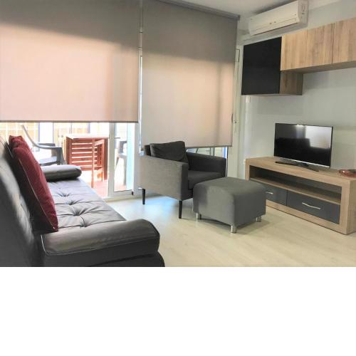 En 2da linea de playa, reformado y con aire acondicionado 106B - INMO22