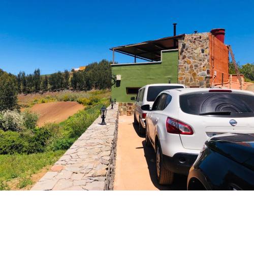 Encantadora casa rural en moya con jacuzzi y barbacoa