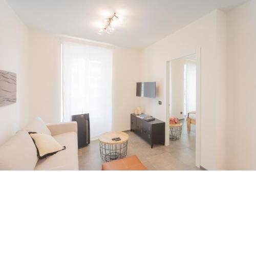 Enchanted Como Lake City Apartment by Rent All Como
