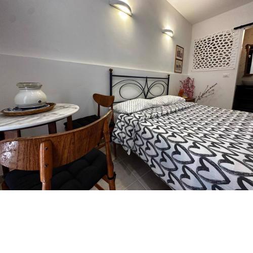 Enchanting room in Bari old town