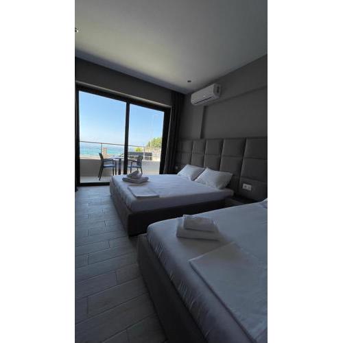Endless Blue Apartment's