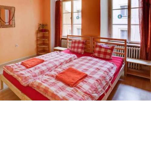Enjoy Old town historical apartment