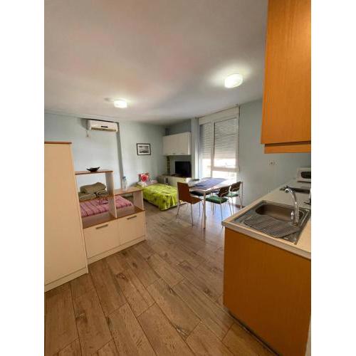 Enjoy Travel Cute Studio Apartment