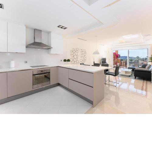 Enjoyable family apartment in aloha hill club
